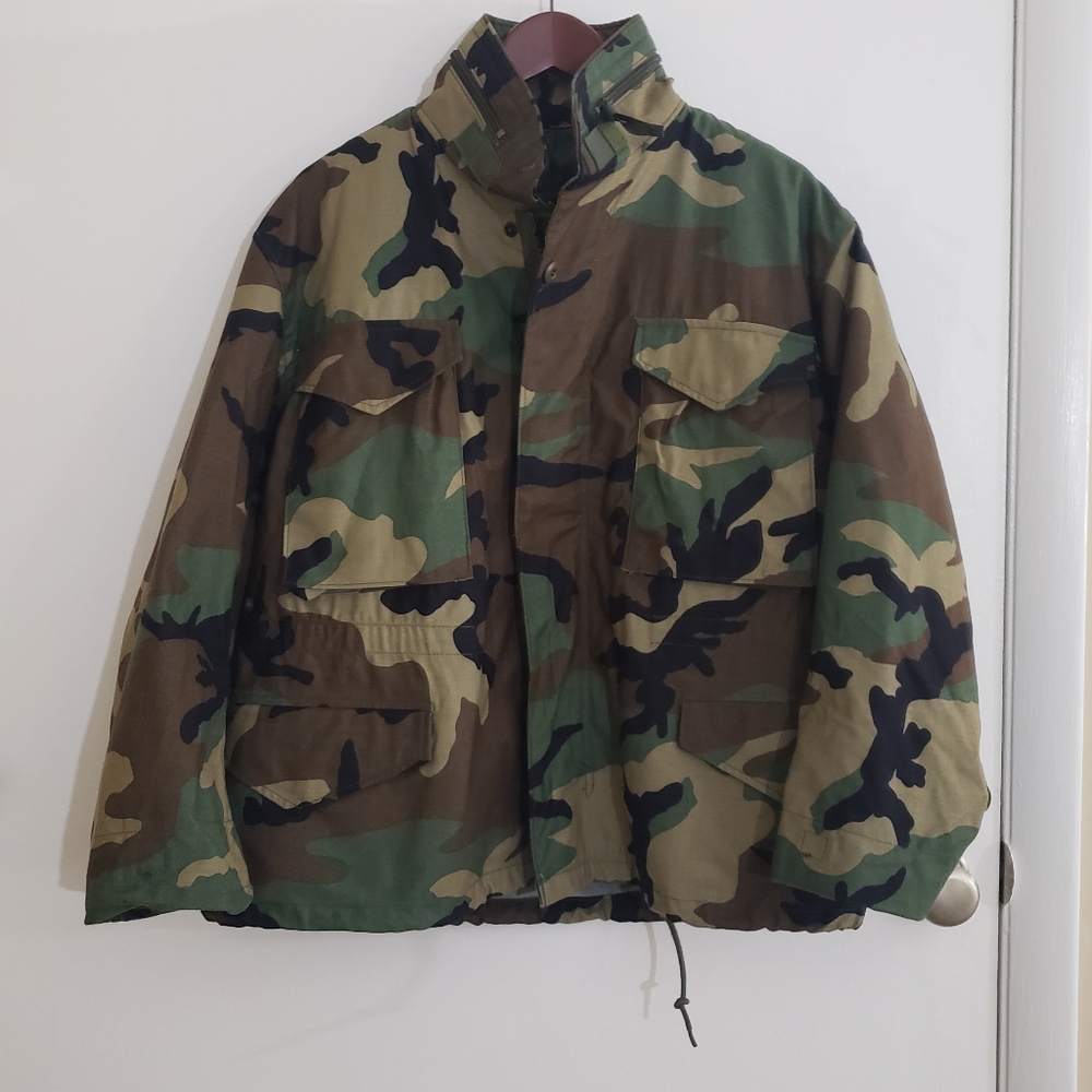 Militar Jacket Man With Hoodie.
